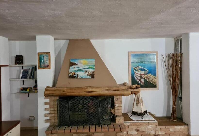 Accogliente Seminterrato A Due Passi Dal Mare