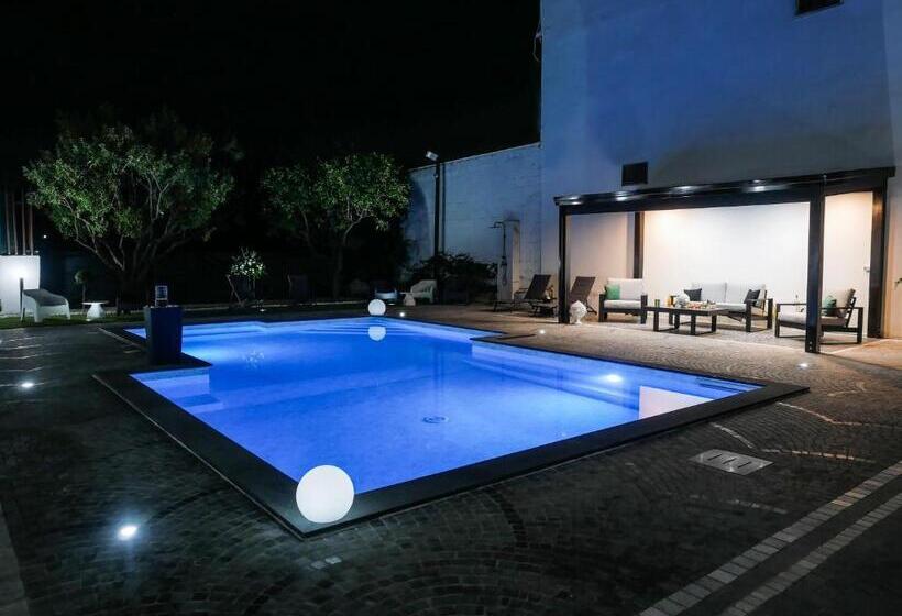 تختخواب و صبحانه Maison De Julia Pompei