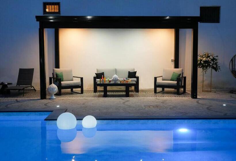 تختخواب و صبحانه Maison De Julia Pompei