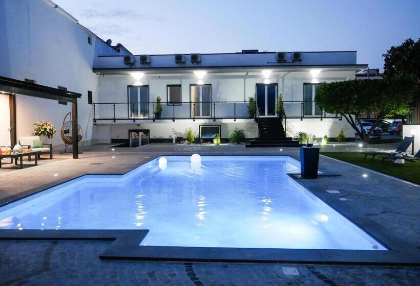 تختخواب و صبحانه Maison De Julia Pompei