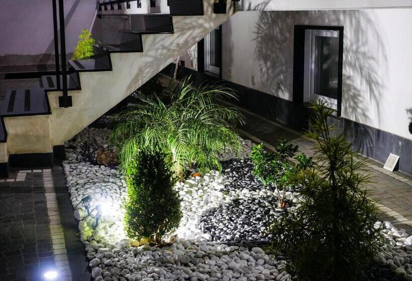 تختخواب و صبحانه Maison De Julia Pompei