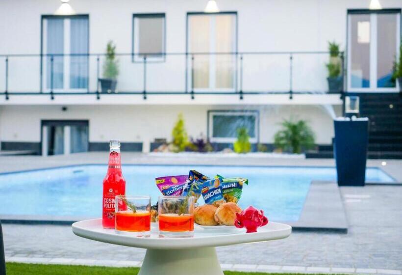 تختخواب و صبحانه Maison De Julia Pompei