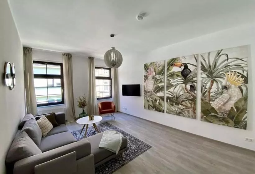 Discovair   Eisenach Karl14   Vollausgestattete Apartments Mit Netflix In Der Fussgängerzone