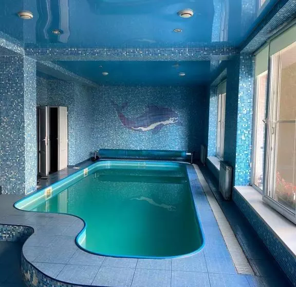 Hotelli атлант