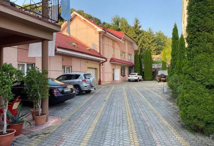 Hotelli атлант