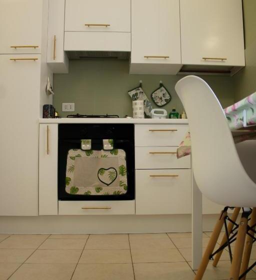 La Ringhiera Tropicale Bilocale Con Parcheggio E Self Check In