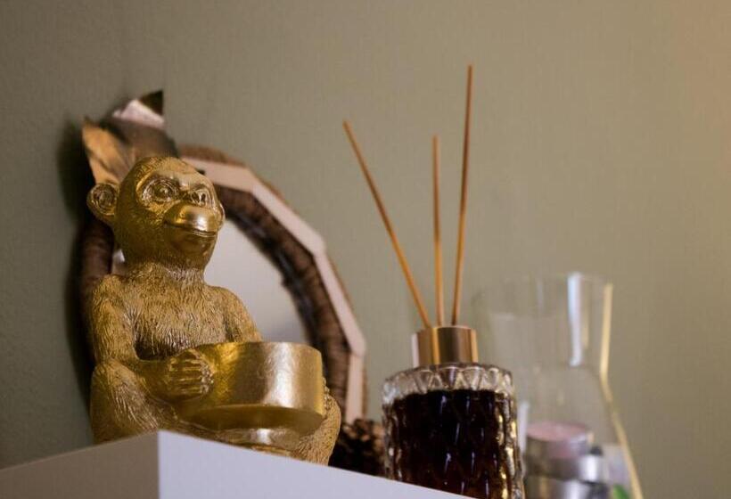 La Ringhiera Tropicale Bilocale Con Parcheggio E Self Check In