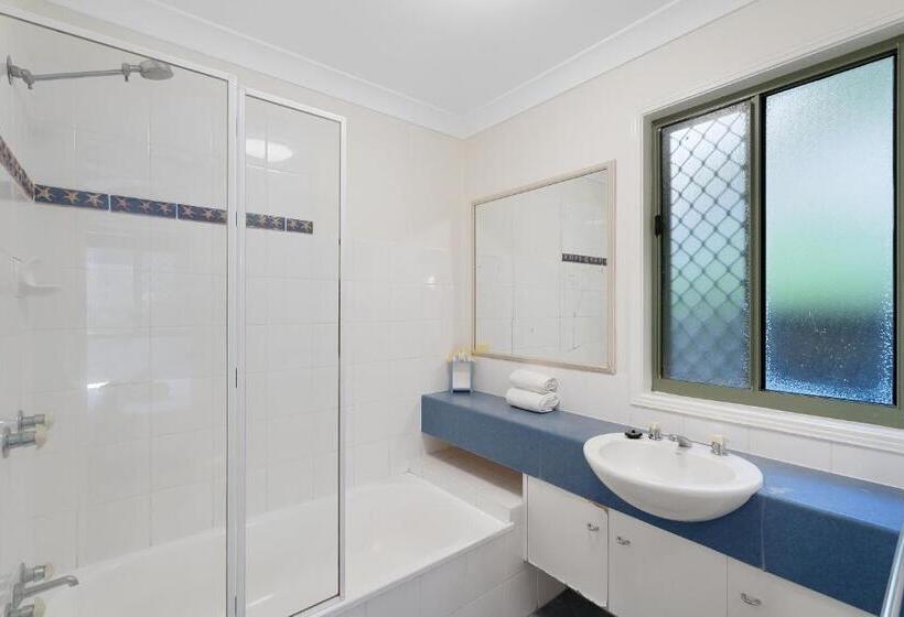 Main Stay   100m To Patrolled Beach, Pool, Wifi, Close To Cafes