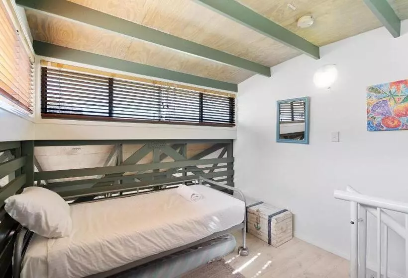 Main Stay   100m To Patrolled Beach, Pool, Wifi, Close To Cafes