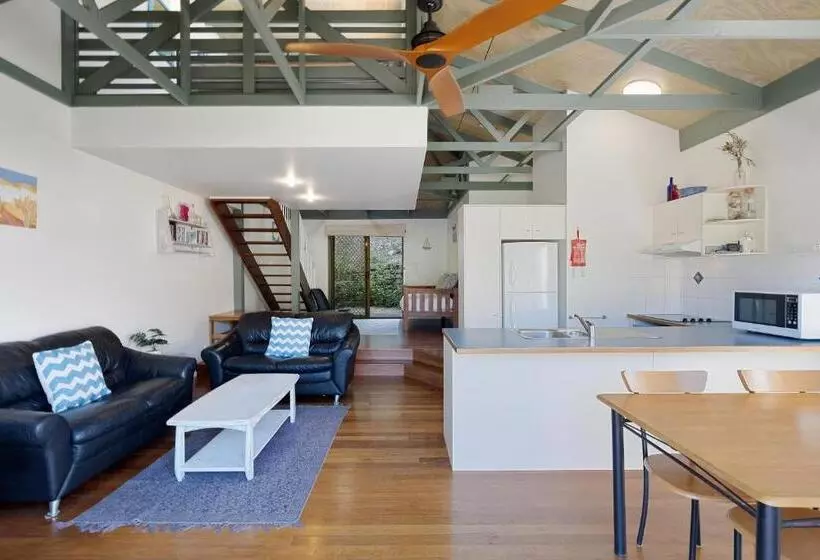 Main Stay   100m To Patrolled Beach, Pool, Wifi, Close To Cafes