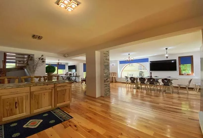 Majatalo Casa Carmen Sinaia