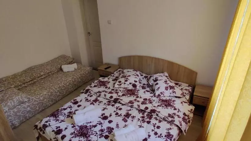 پانسیون Casa Narcisa