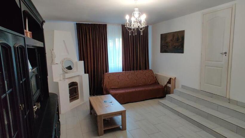 پانسیون Casa Narcisa