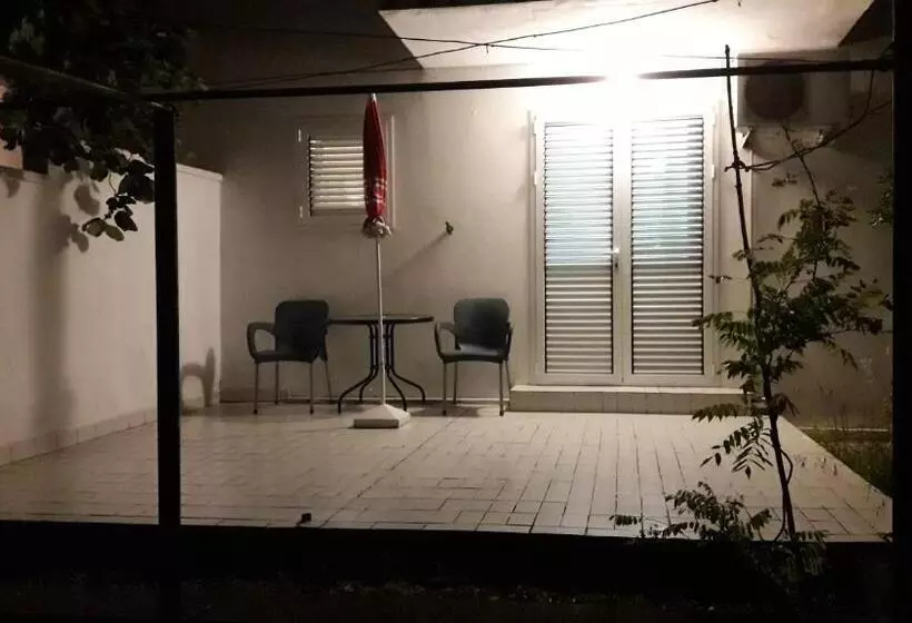Studio Near The Airport Tivat