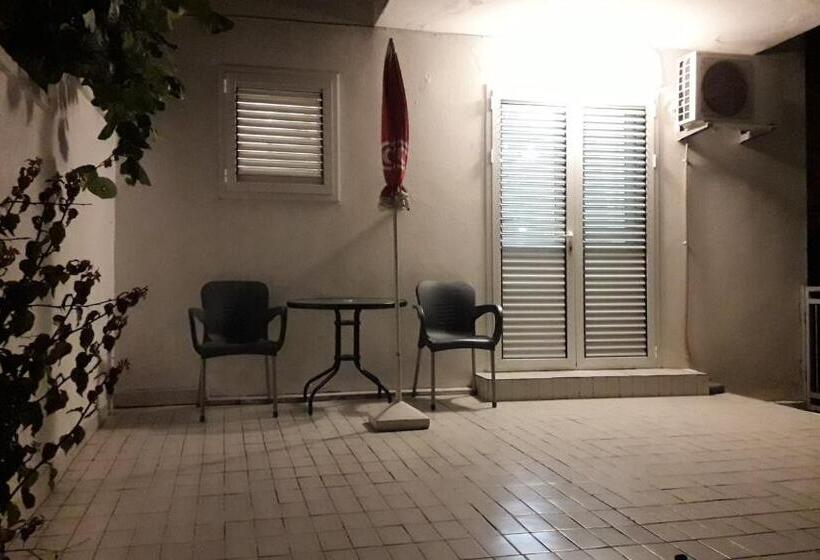 Studio Near The Airport Tivat