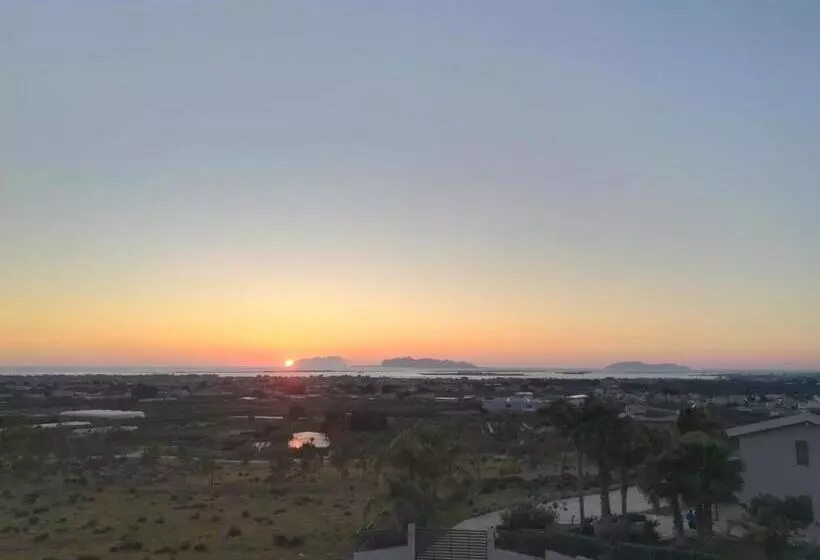 A Un Passo Dal Tramonto