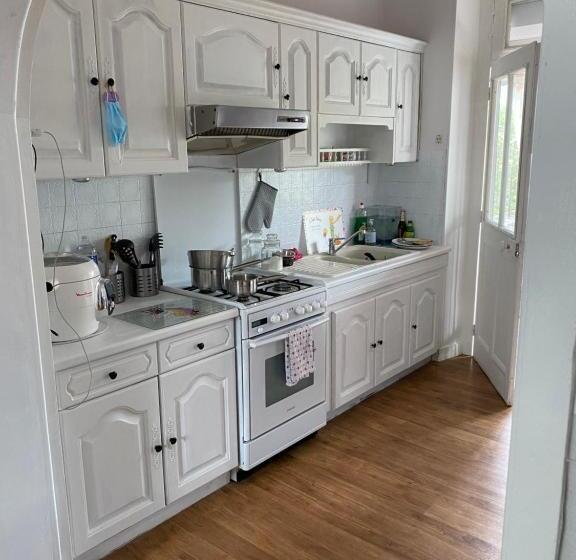 ベッドアンドブレックファースト Chambre Hote Urban Chic Proche Bagnoles Sdd Privative Au Calme