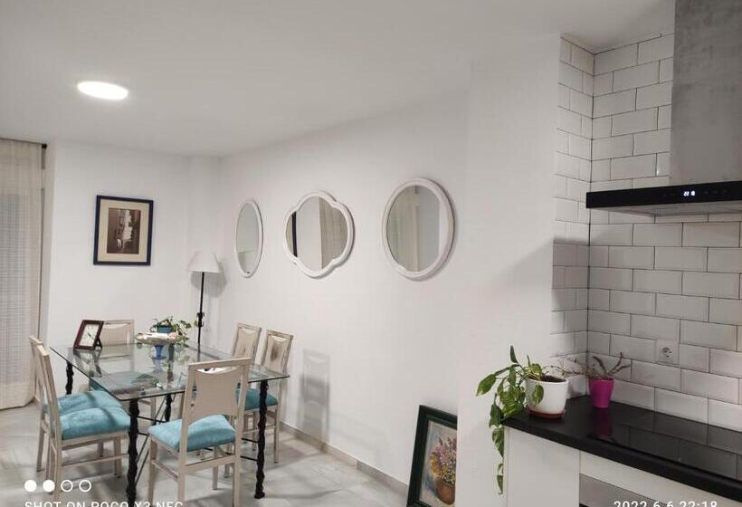 Casa Trebol Parquing Gratis