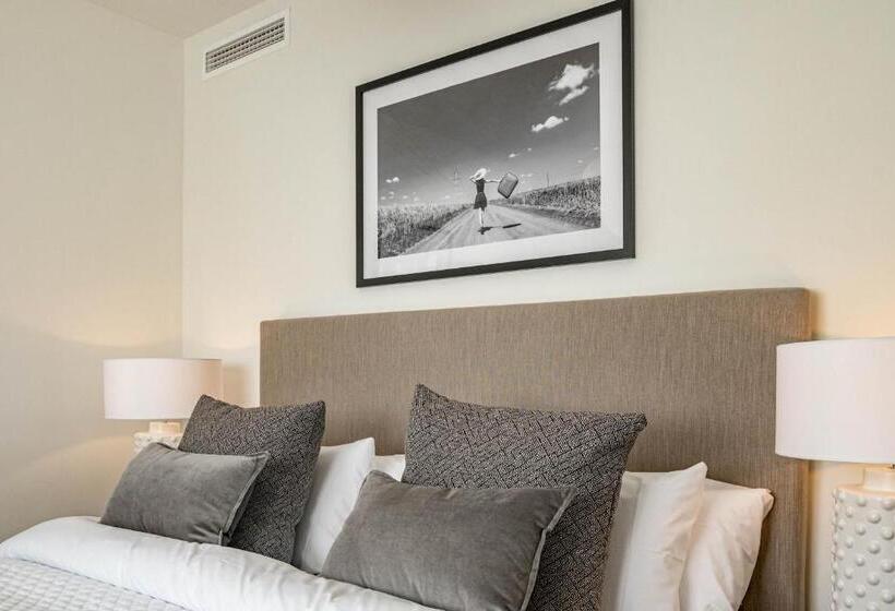 Inf32l  Apotel Infinity By Roomservices