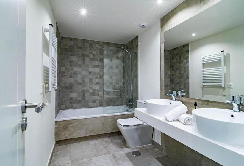 Inf32l  Apotel Infinity By Roomservices