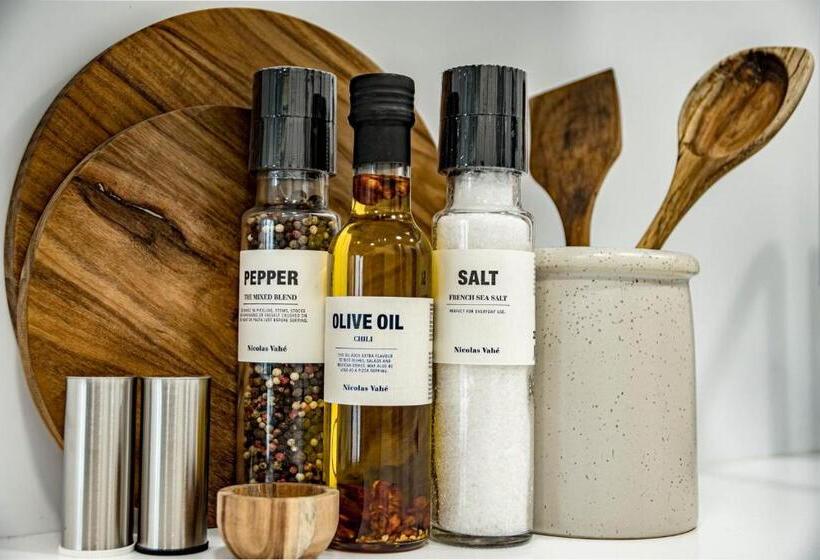 Inf32l  Apotel Infinity By Roomservices