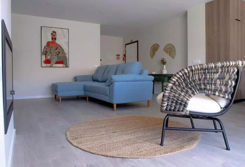 Malho S House