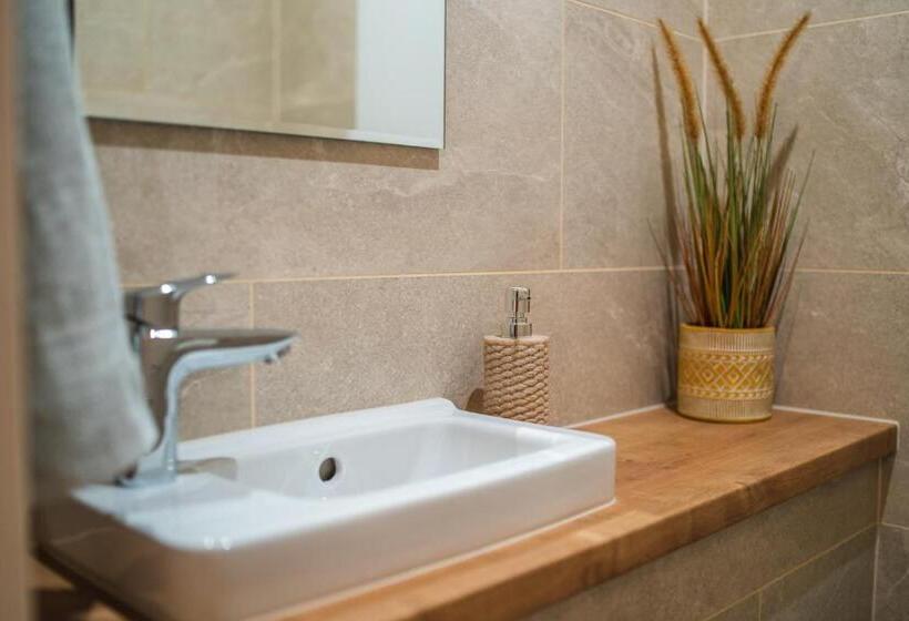 Otepää Holiday Apartment With Jacuzzi