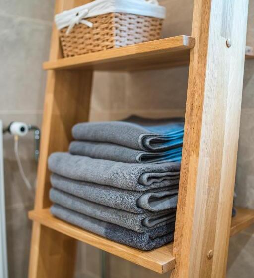 Otepää Holiday Apartment With Jacuzzi