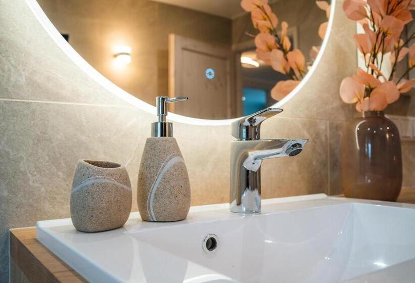 Otepää Holiday Apartment With Jacuzzi