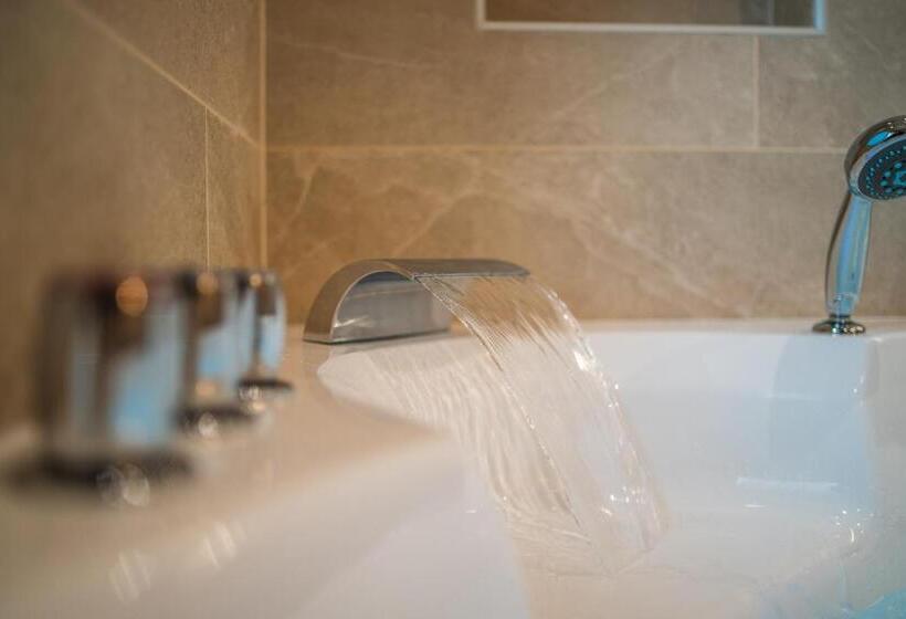 Otepää Holiday Apartment With Jacuzzi