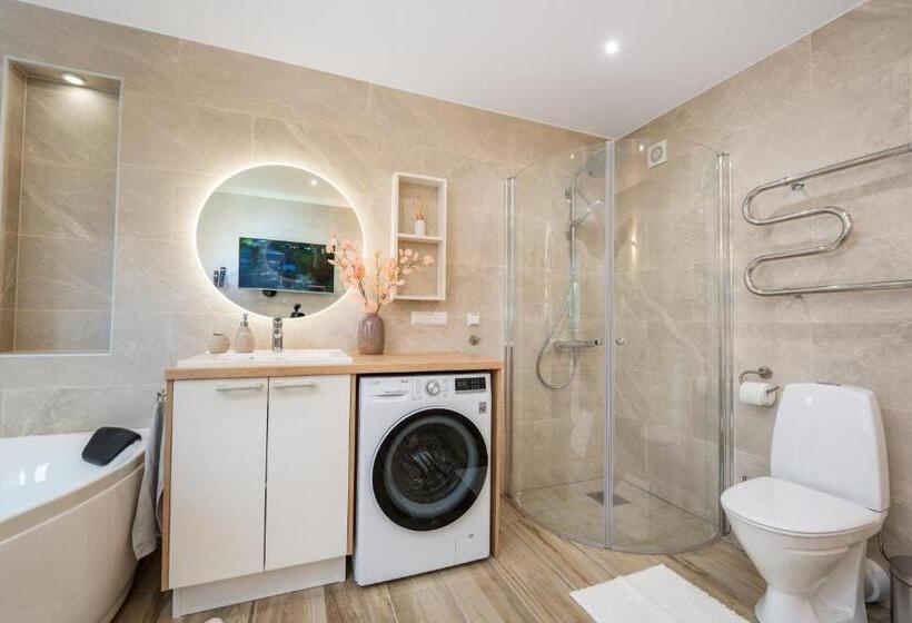 Otepää Holiday Apartment With Jacuzzi