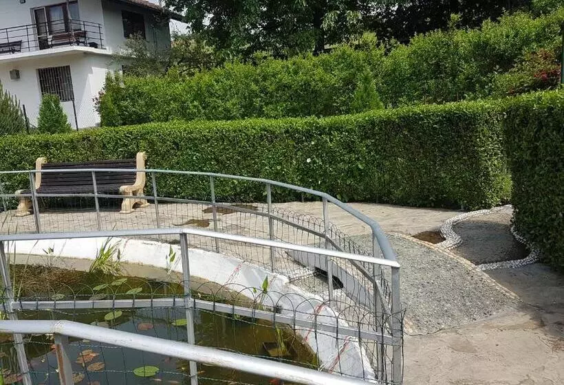 Majatalo дургунската къща  Durgunskata Kashta