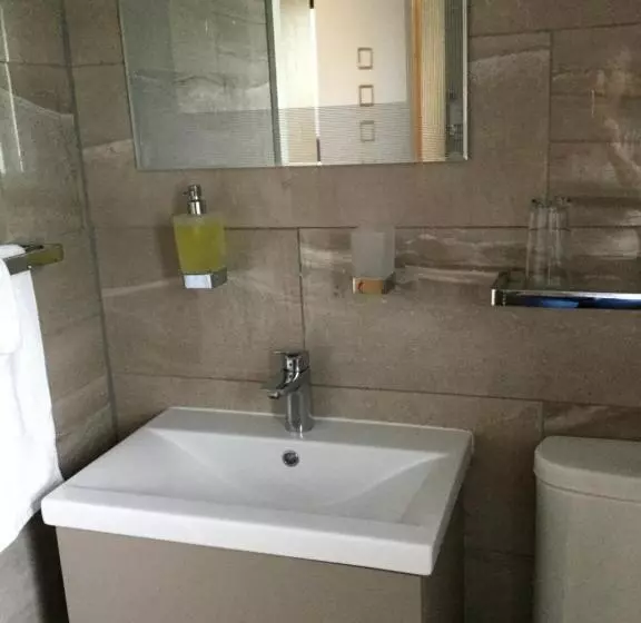 Tullybeggs B&b