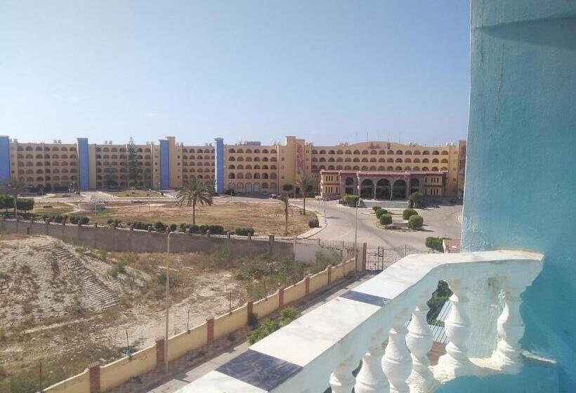 شقة فندقية   برج نجمة القصر