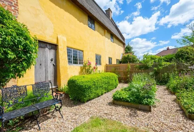 1 New Thatched Cottage