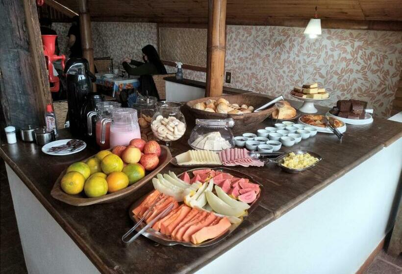 הוסטל Pousada Sobradinho 300m Do Centro Histórico