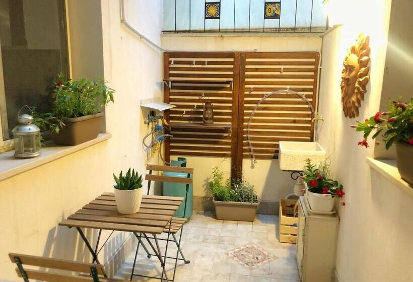 Apartment Alfonzetti 5 Min Walk To Central Train And Bus Station