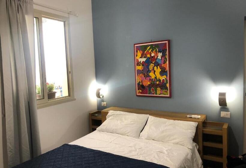 Apartment Alfonzetti 5 Min Walk To Central Train And Bus Station