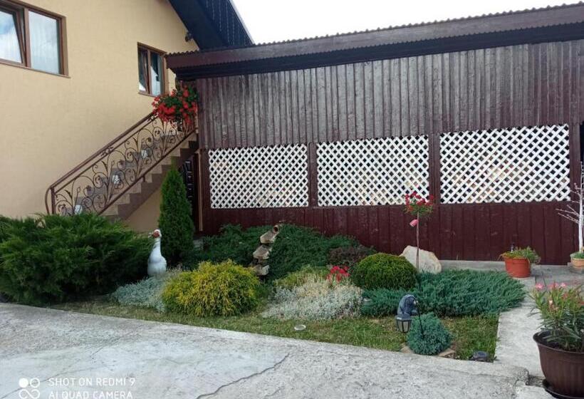 تختخواب و صبحانه Casa Luca