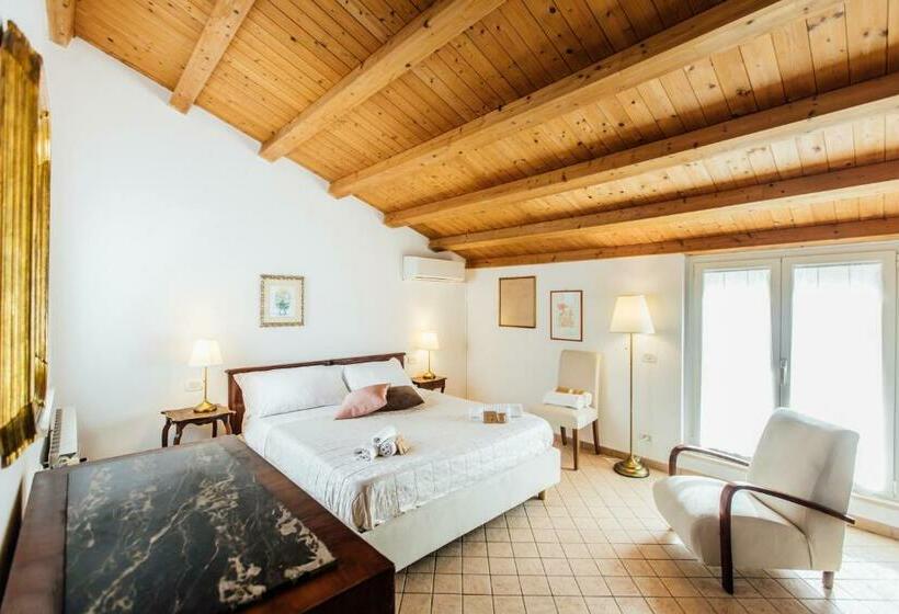 In Centro Residenza Suites & Apartments