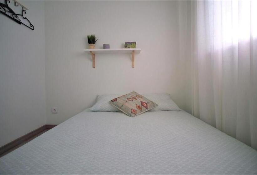 Marzia Boutique Home