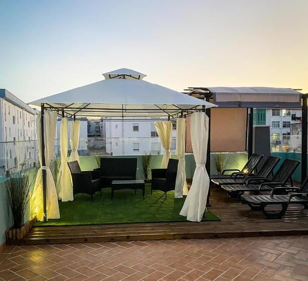 Marzia Boutique Home