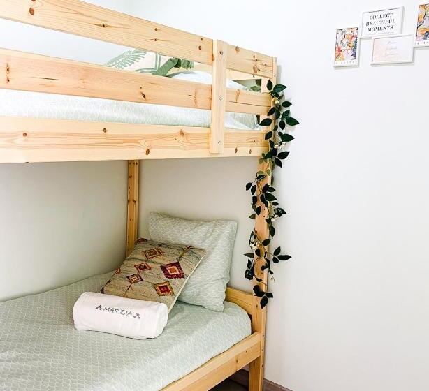 Marzia Boutique Home