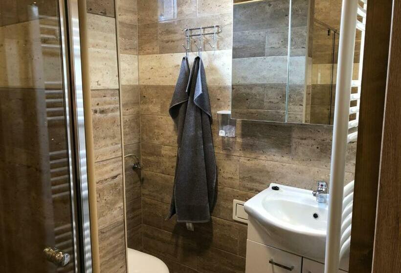 ペンション Lukács Vendégház