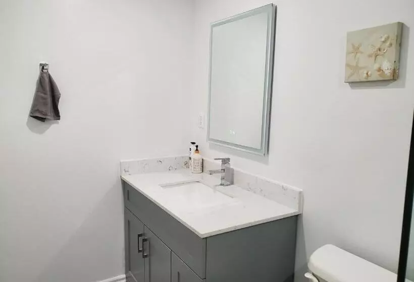 Home Stay Near The Airport