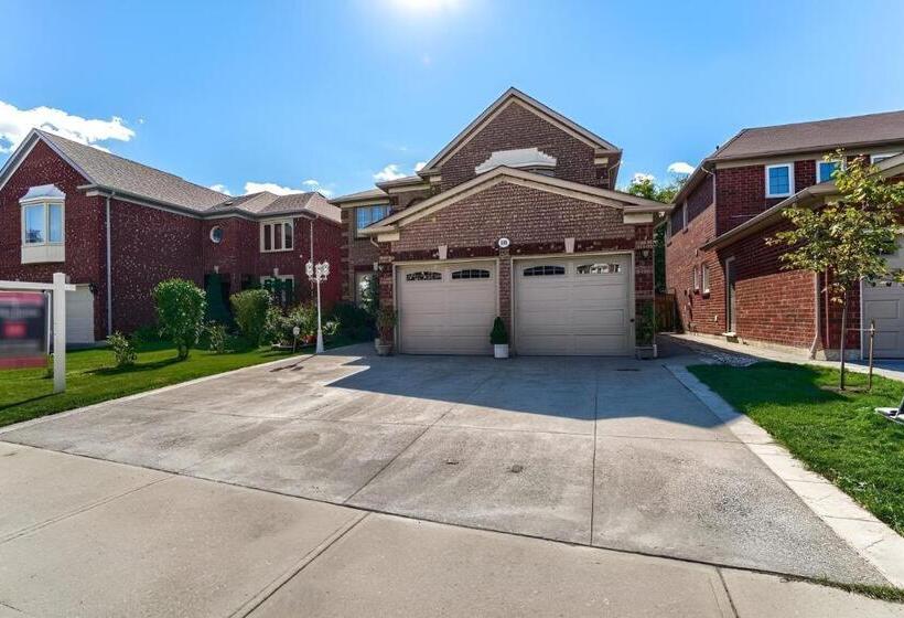 Home Stay Near The Airport