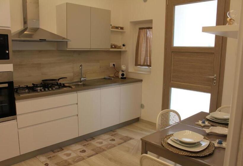 پانسیون Home You&me