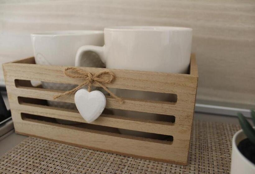 پانسیون Home You&me