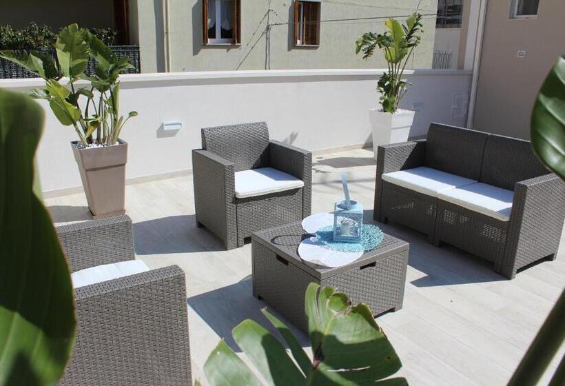 پانسیون Home You&me