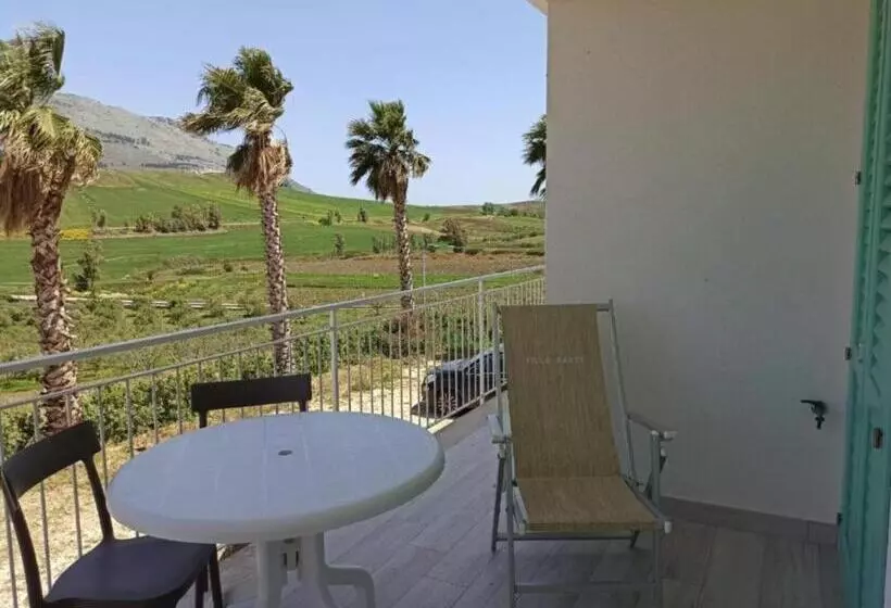پانسیون Villa Degli Alberi